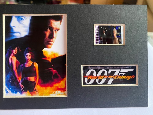 6x4 james bond the world - 6x4,