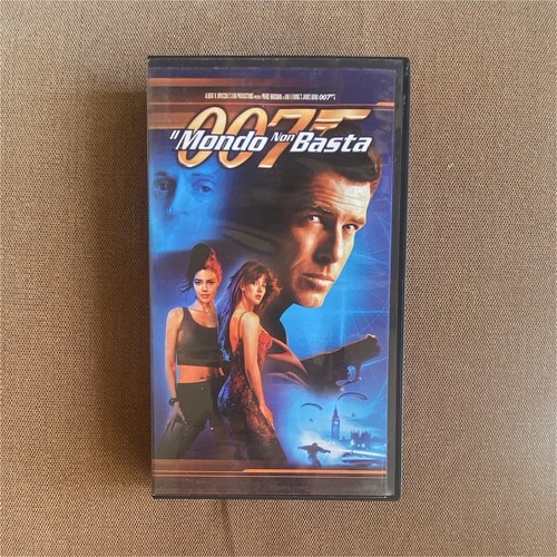 007 mondo non basta - il,